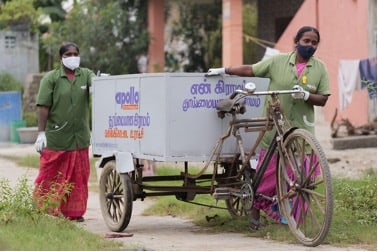 Mobile collection cart on village rounds